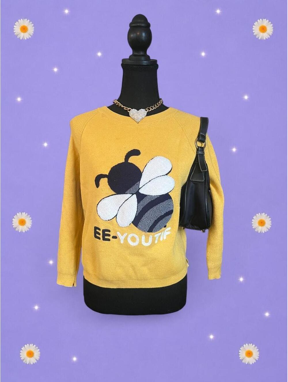 Yellow Chenille Bee Graphic Kawaii Y2K Cropped Knit Sweater Size XS